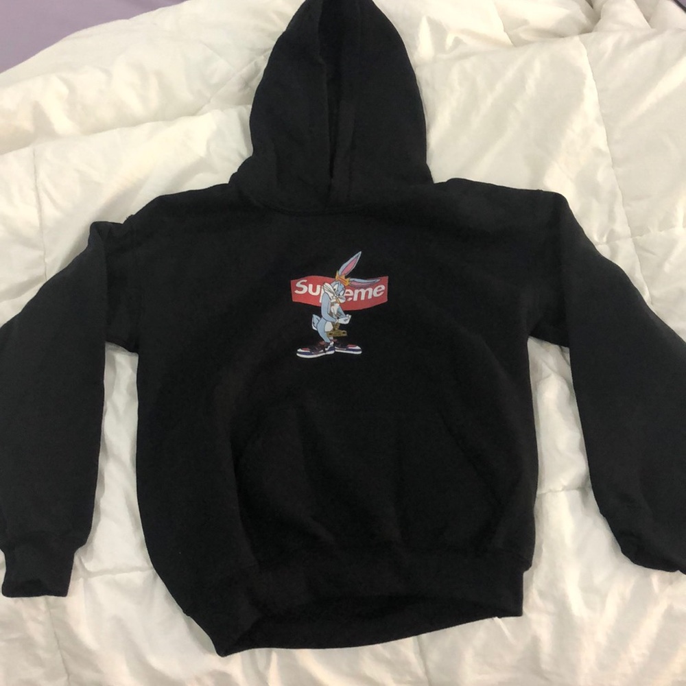 Youth supreme hoodie, gildan